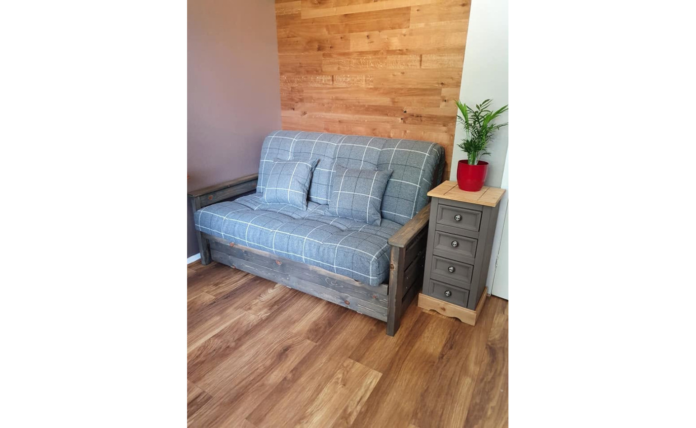 Best Compact Seating Solutions for Small Homes